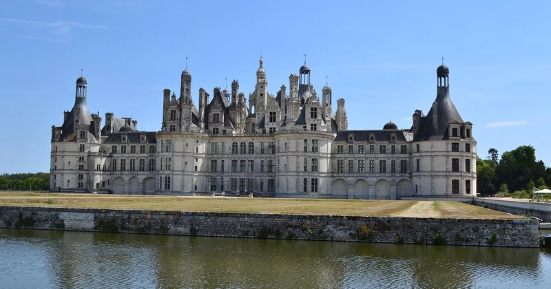 Village à visiter autour de Chambord : trois arrêts qui valent le détour
