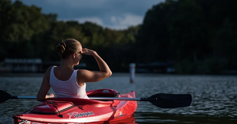 Canoë, kayak, paddle, bateau traditionnel : quoi choisir ?