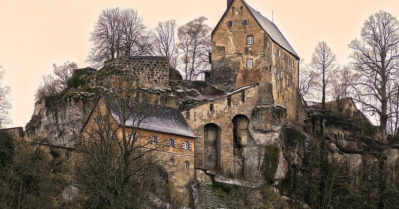 Que visiter autour du château d'Orgueil en famille : nos idées